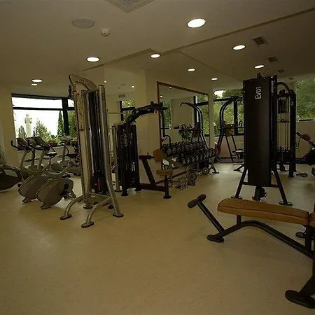 Hotel Hill 4*