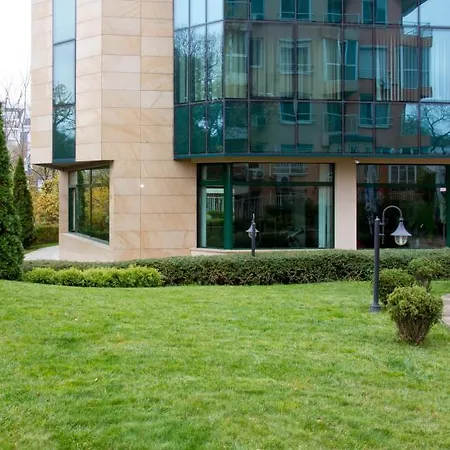 Hill Hotel 4*